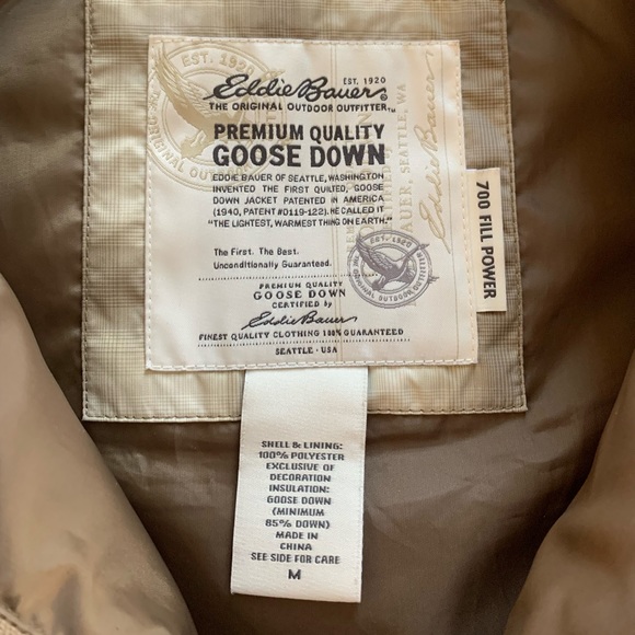 Eddie Bauer tan plaid puffer vest with adjustable side straps light & airy Med - Picture 12 of 16